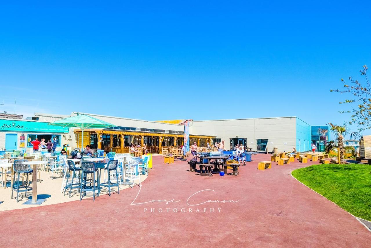 Big Skies Platinum Plus Holiday Home With Wifi, Netflix, Dishwasher, Decking Camber 외부 사진